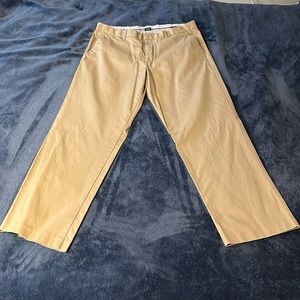 Gap khakis